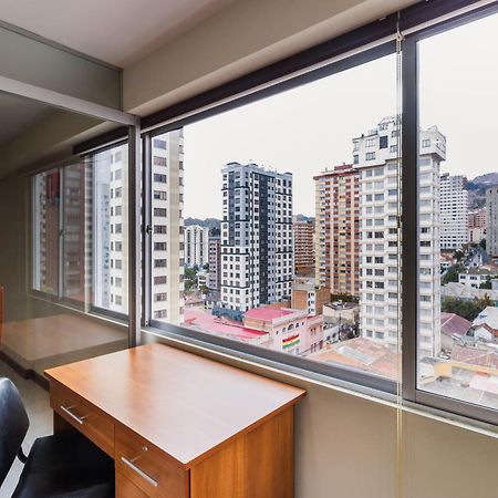 לה פאז Luxstone Executive & Suites מראה חיצוני תמונה