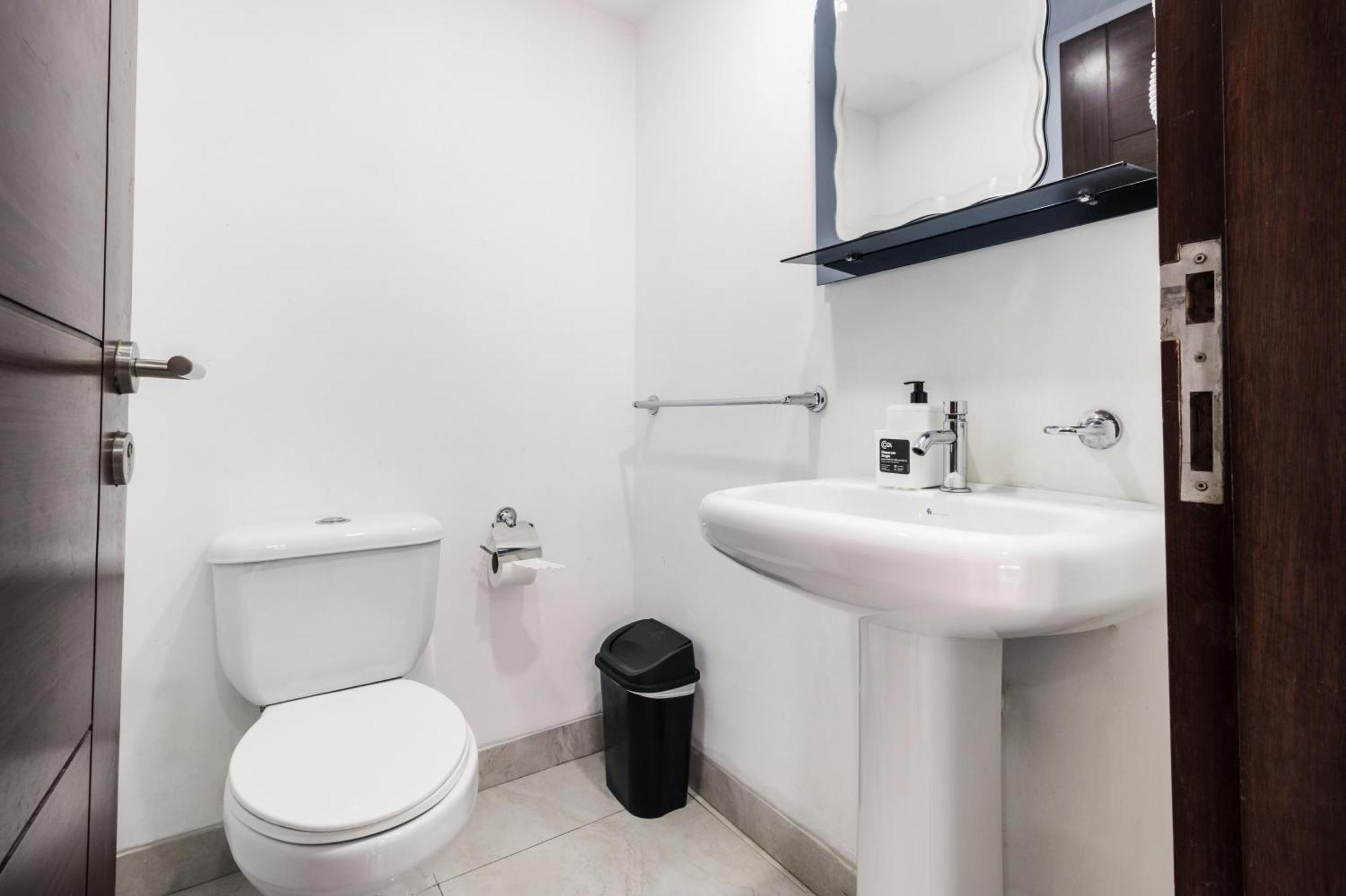 לה פאז Luxstone Executive & Suites מראה חיצוני תמונה
