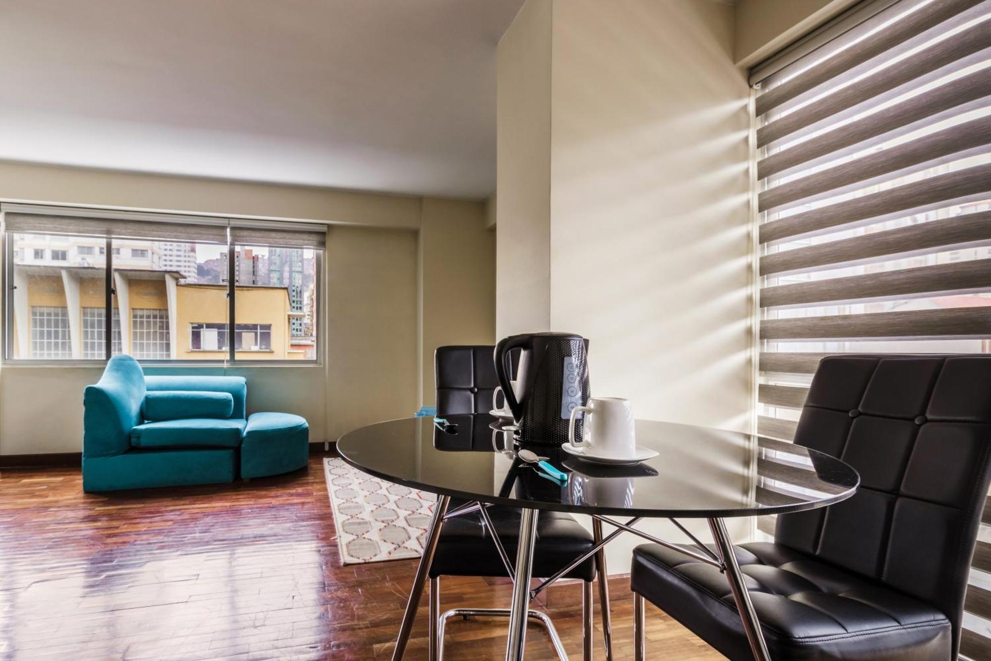 לה פאז Luxstone Executive & Suites מראה חיצוני תמונה