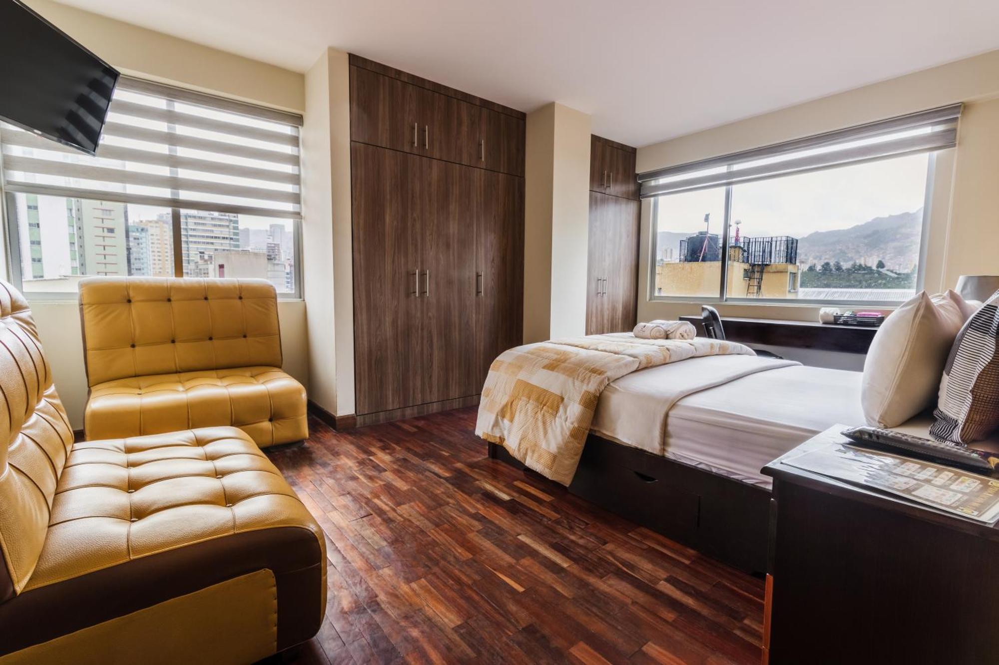 לה פאז Luxstone Executive & Suites מראה חיצוני תמונה