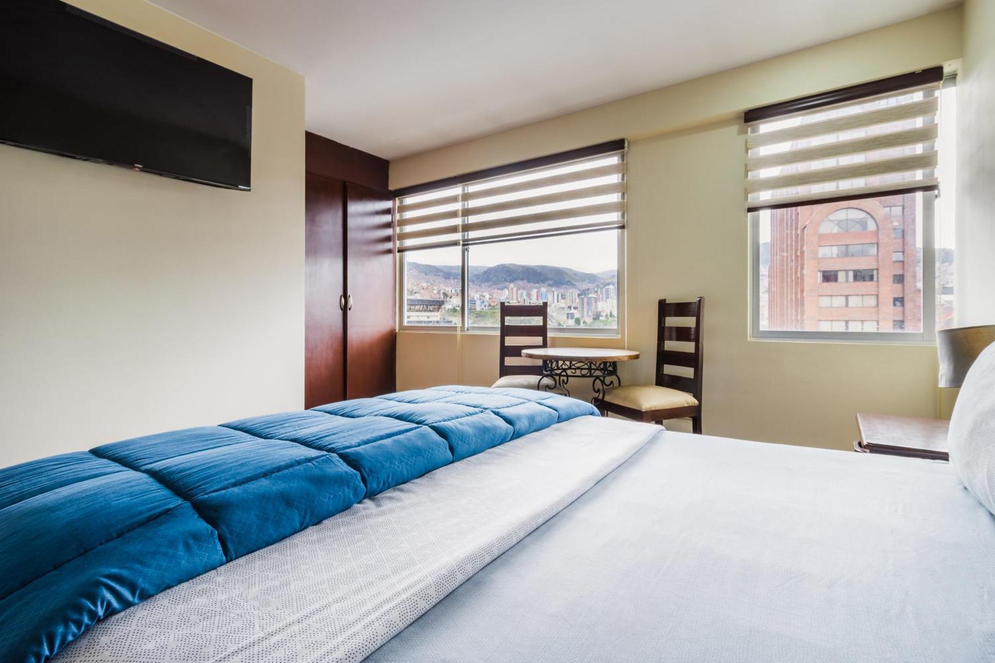 לה פאז Luxstone Executive & Suites מראה חיצוני תמונה
